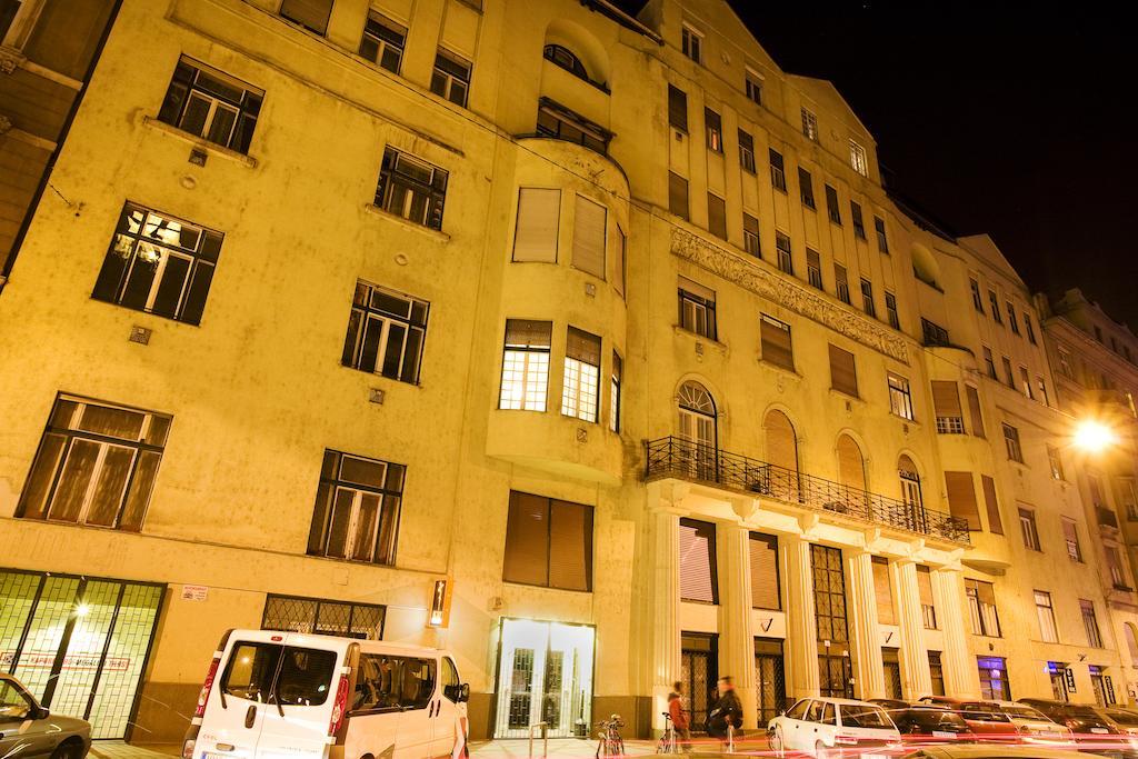 Tatra 4 Studios Budapest Exterior foto