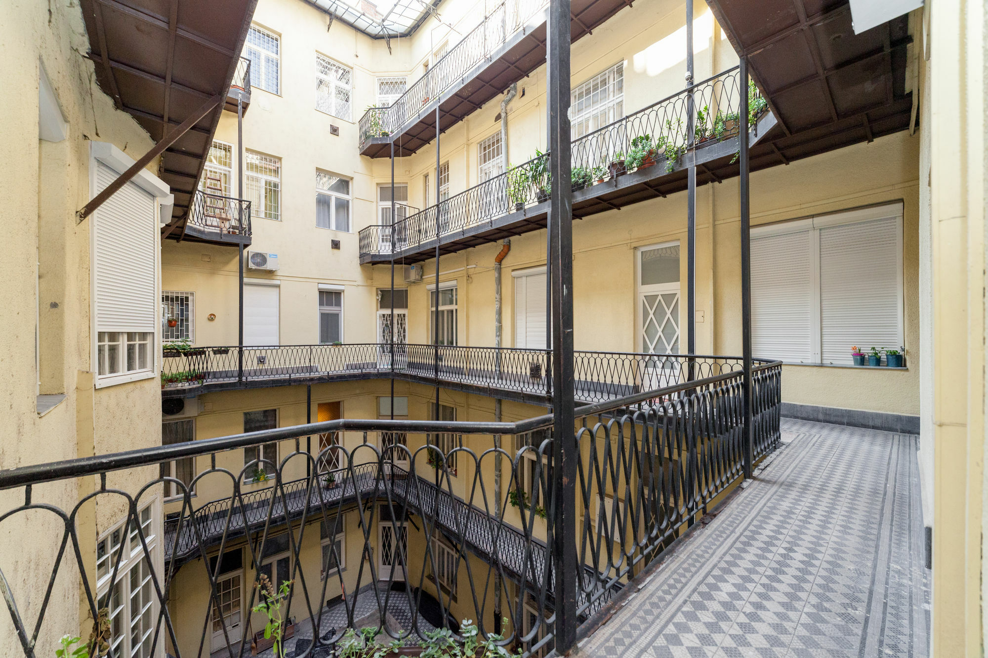 Tatra 4 Studios Budapest Exterior foto